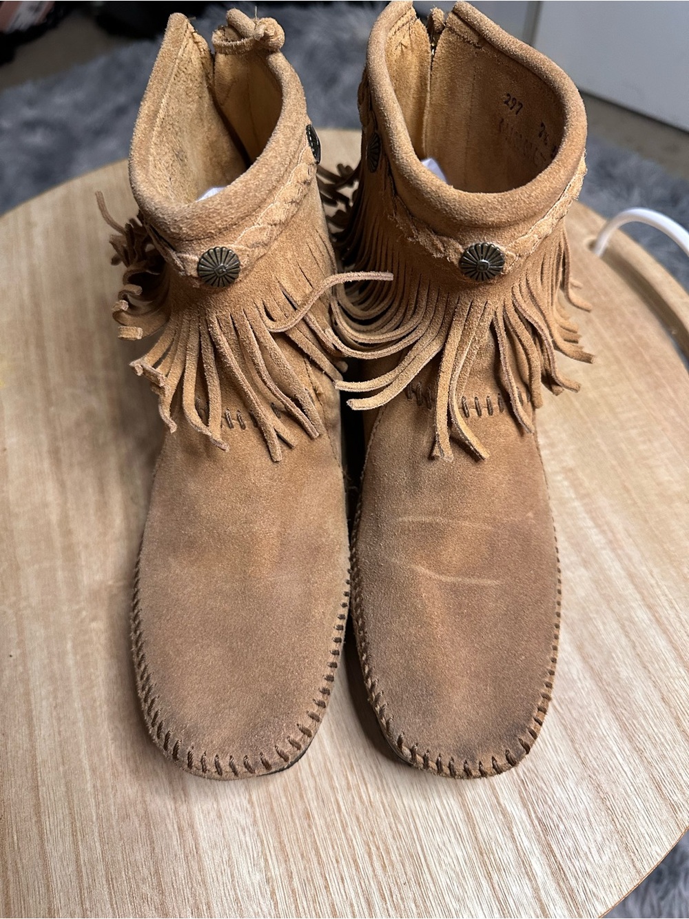 Minnetonka Tan Suede Fringe Moccasin Boots